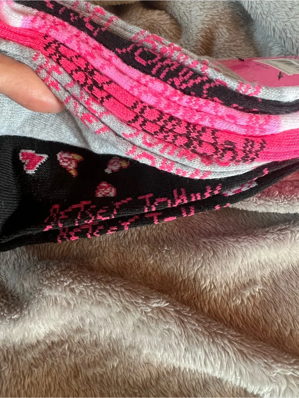 Betsey Johnson 6 Pairs Shoe Size 5-10 Quarter Socks, new